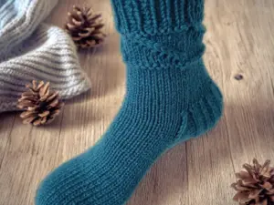 Hand Knit Women Wool Socks Dana Blue Turquoise2 Hand Knit Women Wool Socks Dana Blue Turquoise